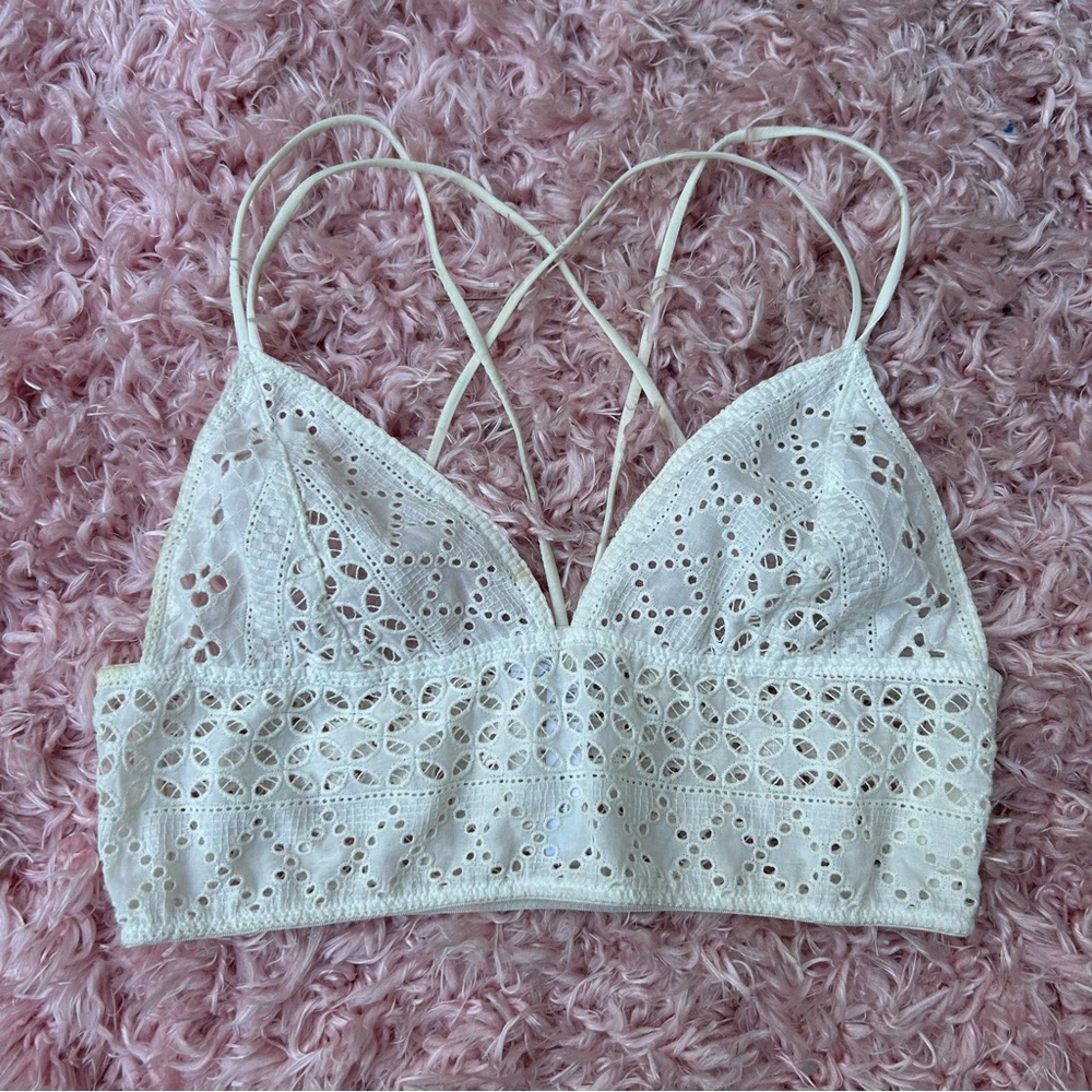 urban outfitters out from under white lace strappy back bralette, size medium